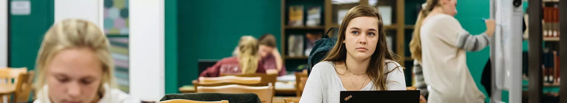 s4jaq28evjpbgwswcrmk_proc 学校课程